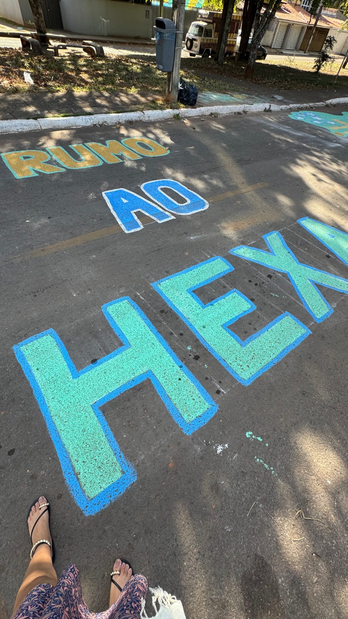 ansiosa pelo dia que vou emendar um churrasco de
jogo da seleção com uma festa junina, usufruindo da cultura brasileira em todo o seu potencial!!!!

RUMO AO HEXA! BORA BRASIL!!!! 🍀✨🇧🇷

#hexa #copa #pintandoaruaparaaCopa #copadomundo #brasil